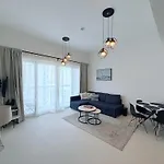 Amazing 1 Bedroom Apt In Marina