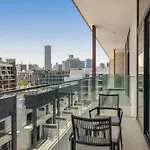 Waves - Comfortable Jvc Apt With Balcony And Maids Room