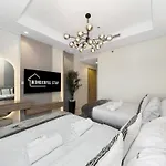 Wonderfulstay At Paramount - Highest Infinity Pool - Burj Khalifa View - Brand New Luxury Apartments