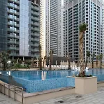 Dubai Marina Gate Cozy 1Br, Pool, Gym, Spa & Direct Marina Walk Access