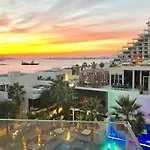 Evolve Vacation Homes - The Five Palm Residences