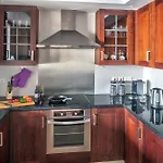 Luxury Staycation - 29 Boulevard Tower