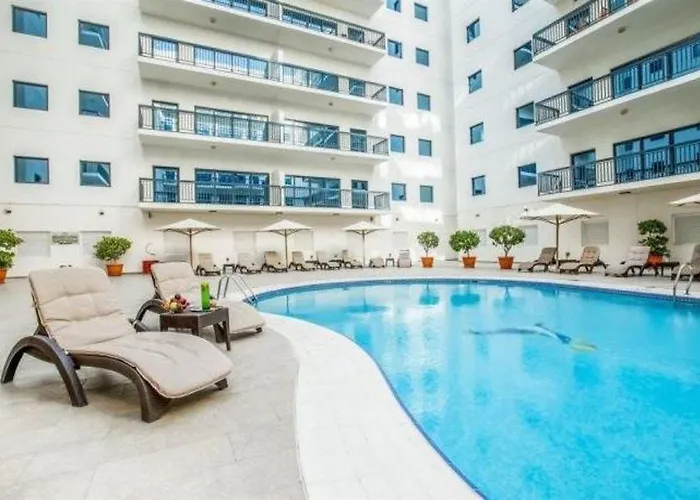 Golden Sands Hotel Apartments 3