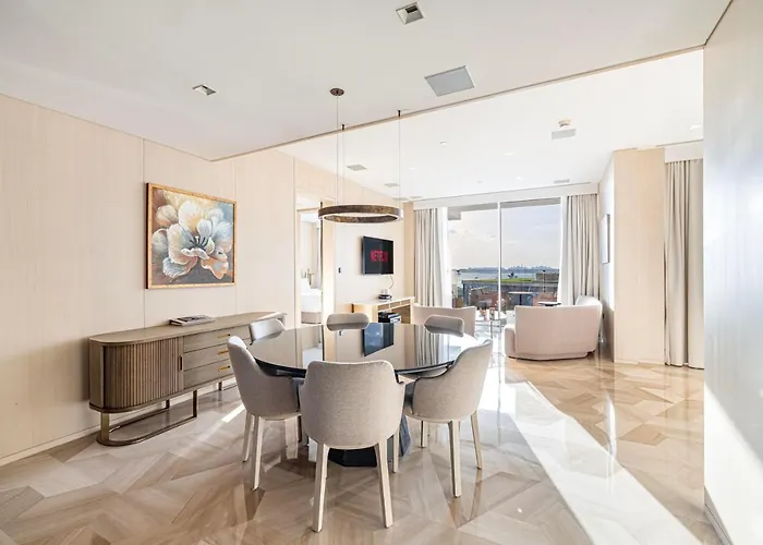 Daniels Five Palm 2Br With Maid Room And Sea View