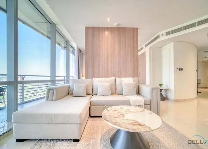 Spacious Studio At Sky Gardens Difc By Deluxe Holiday Homes