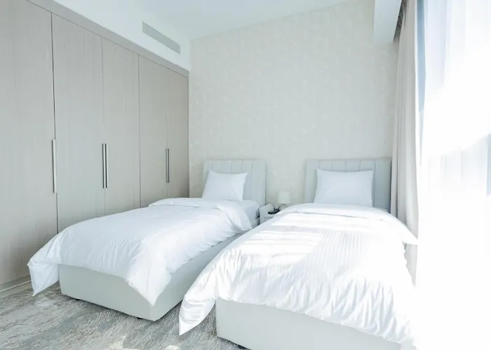 Mh- Act Tower - Downtown 2Bhk-Ref 4104