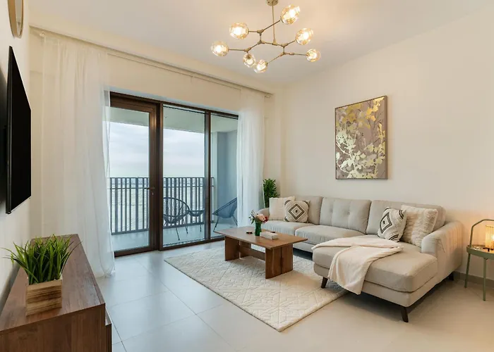 Spacious 1-Bedroom In Summer, Lagoon Access Feature - Allsopp&Allsopp
