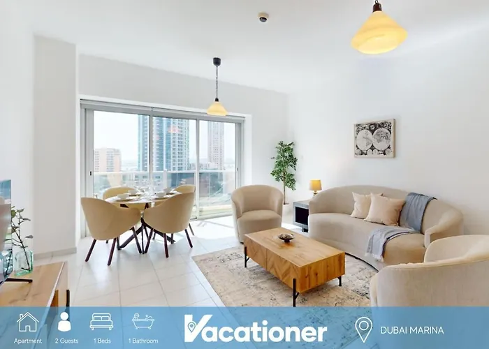 Marina Tower - Chic One Bedroom