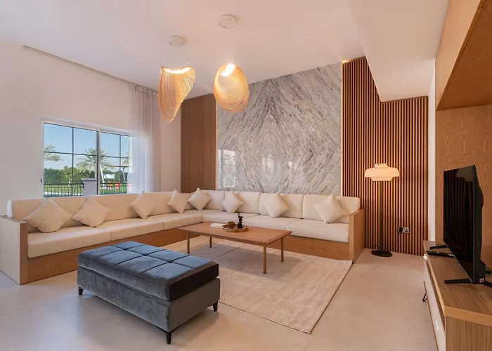 Nad Al Sheba 3 - 5Br Villa - Allsopp&Allsopp