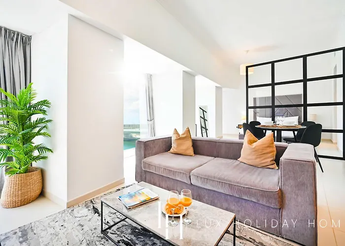 Lux The Cayan Superior Suite In The Dubai Marina
