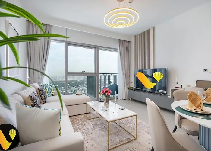 Downtown Views II - Vogue One Bedroom Apartment With Balcony, Opposite Dubai Mall Skybridge