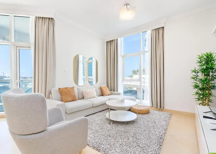 Stylish 1-Bedroom With Stunning Marina Views At Dorra Bay