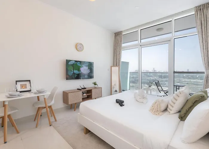 Majestic Studio In Damac Carson C