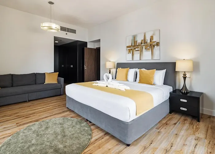 Stunning 5 Plus 1 Bedroom Apartment On Jbr Beach With Marina View On High Floor Plus Maid\'S Room, Near Mall, Metro & Cinemas - By Sunkissed Holiday Homes