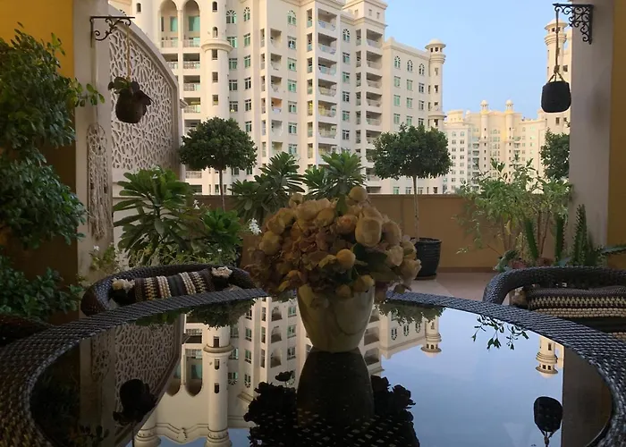 Palm Jumeirah Golden Mile