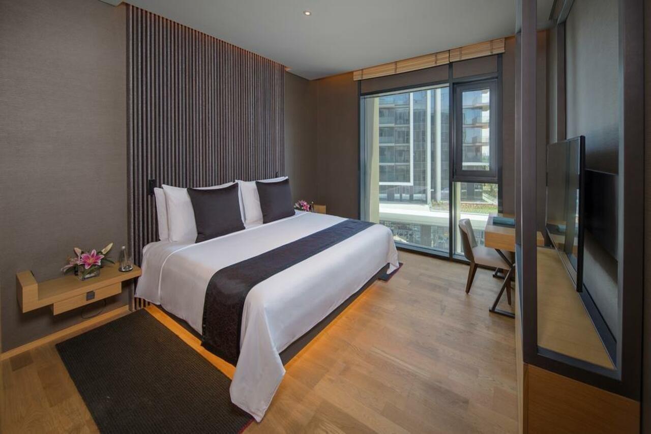 The Residences At Caesars Palace Bluewaters Apartment