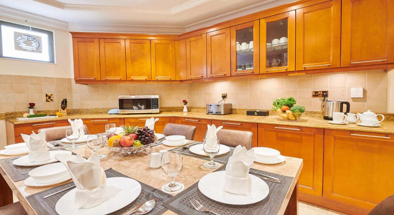 Rose Dream - 5 Bedrooms Palm On The Beach With Private Pool Villa Dubai