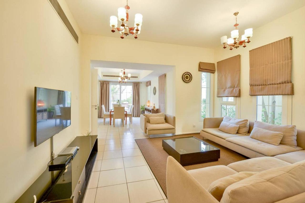 Private Pool Villas By Medlock Holiday Homes