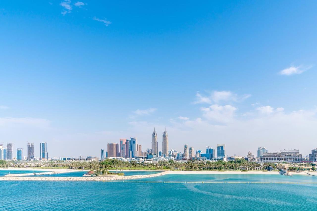 Holiday Apartment In Palm Jumeirah With Beach Access Dubai