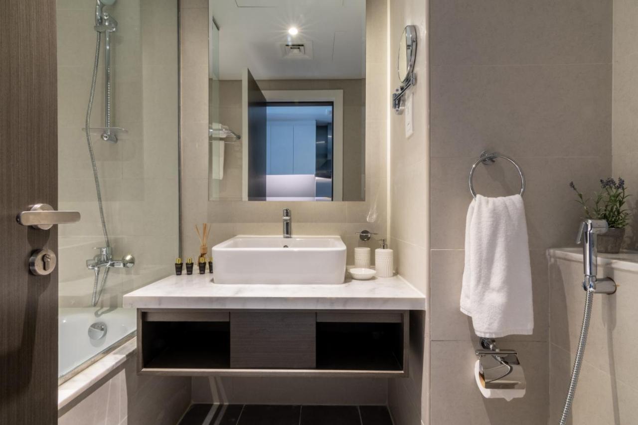 The Smart Concierge - Damac Maison Prive Apartment *
