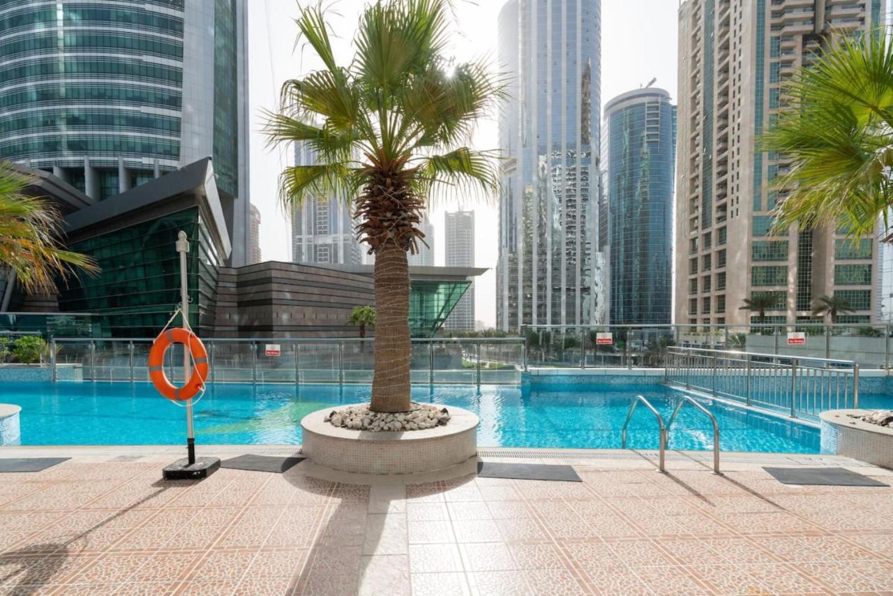 Stylish And Classy In Jlt Dubai