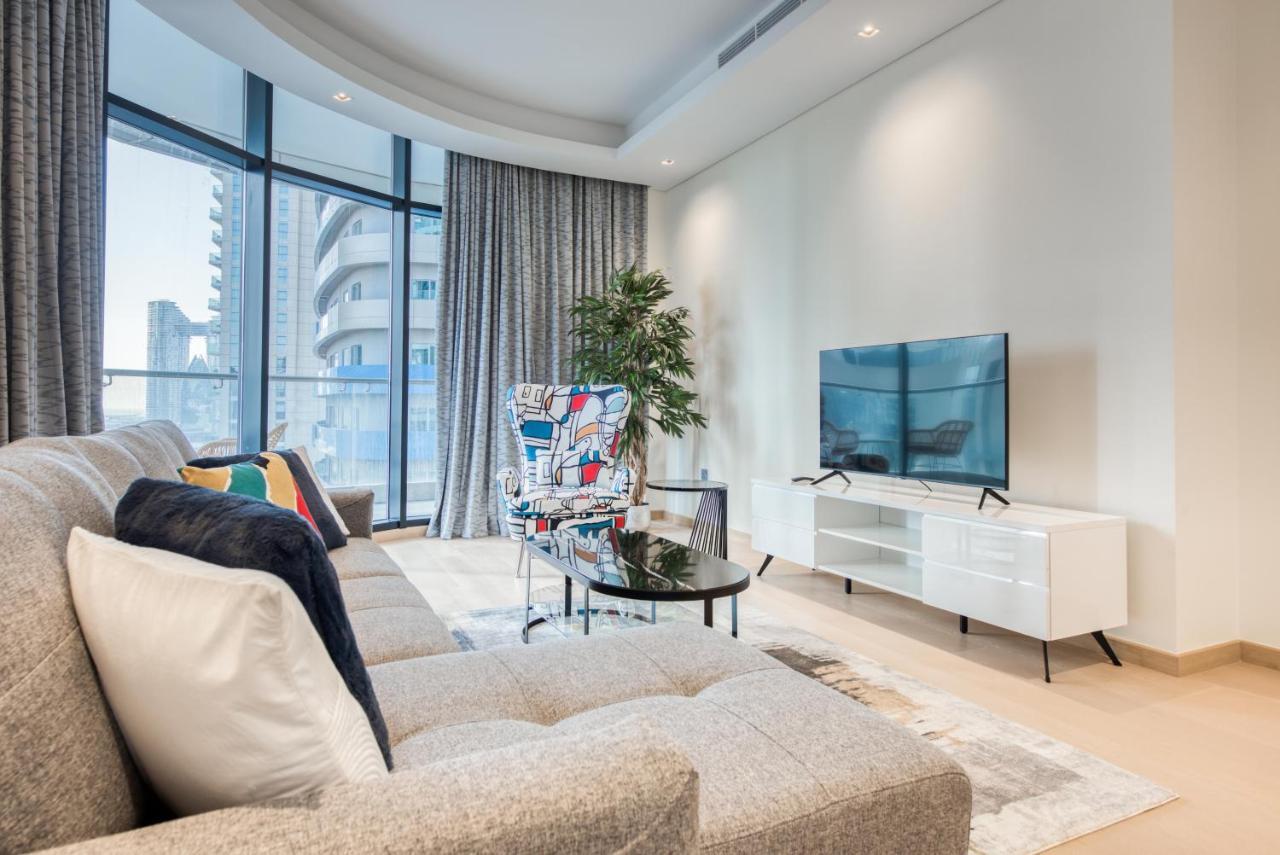 Rh- Downtown Oasis, Spacious 01 Bedroom In Downtown Near Mall *