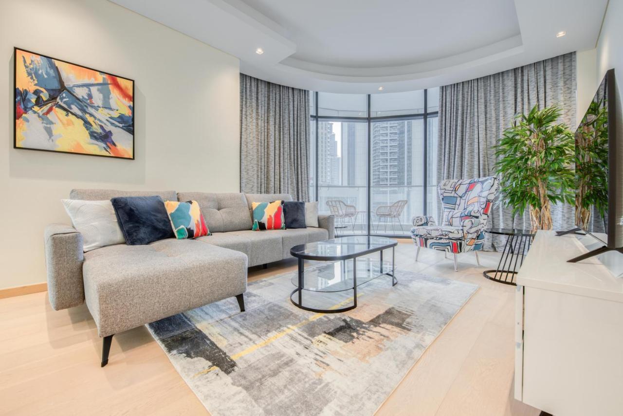 Apartment Rh- Downtown Oasis, Spacious 01 Bedroom In Downtown Near Mall *