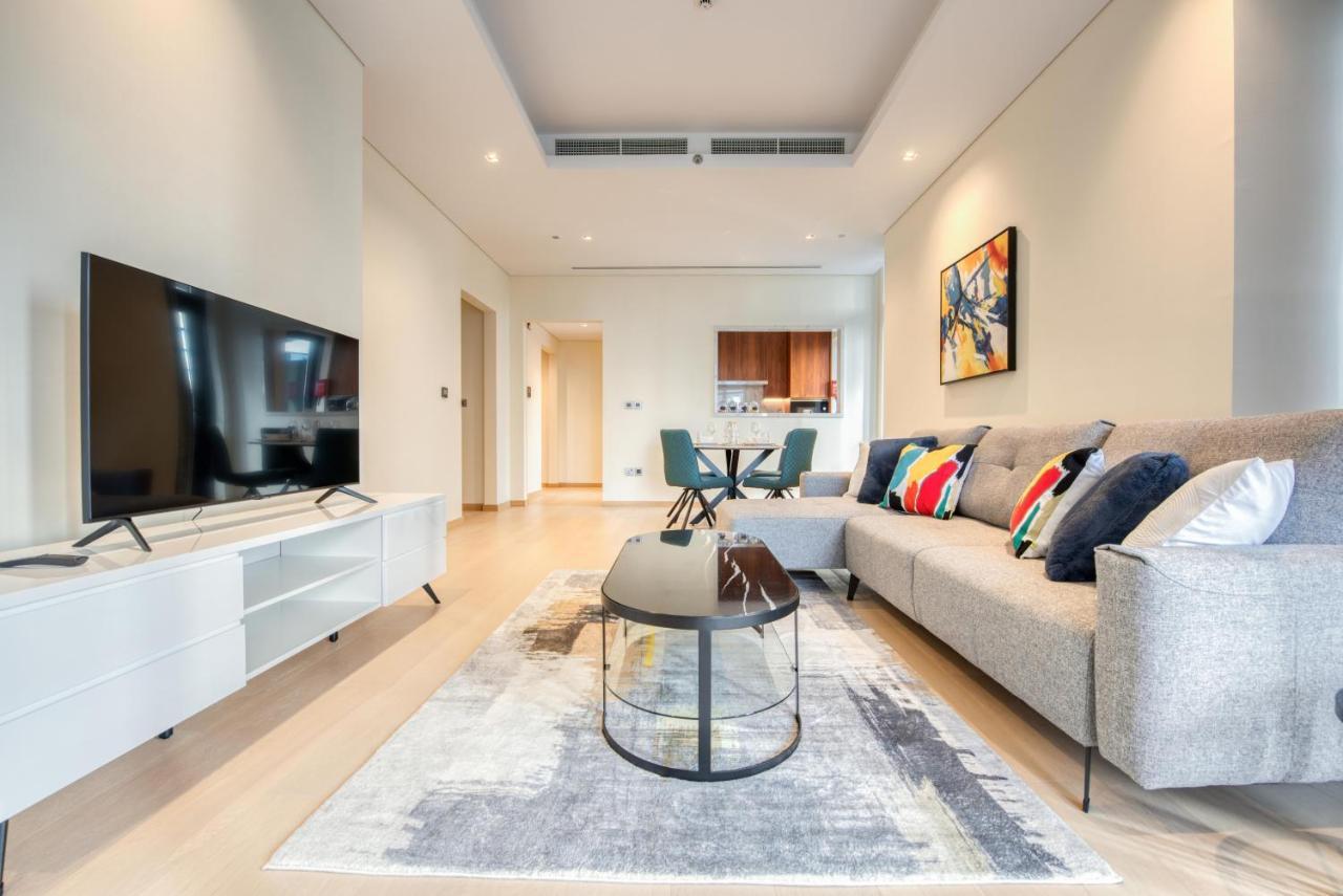 Rh- Downtown Oasis, Spacious 01 Bedroom In Downtown Near Mall Apartment *
