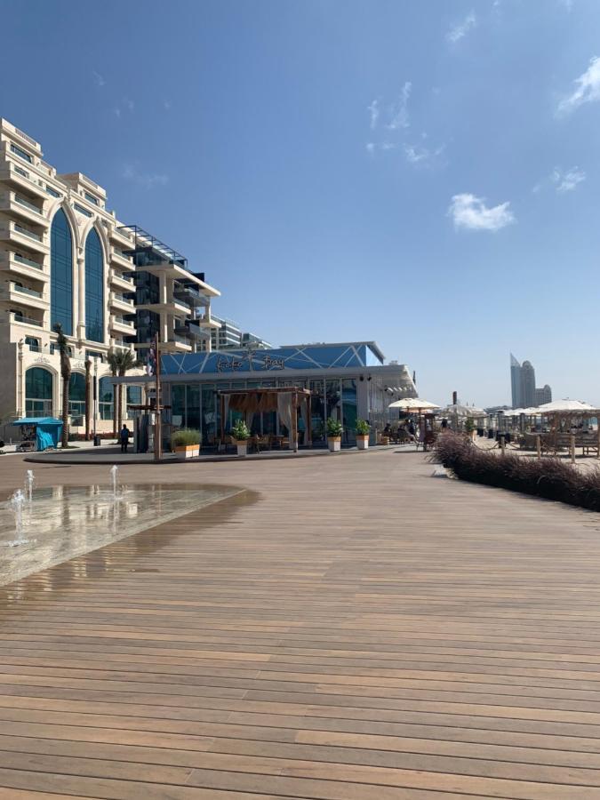 Palm Jumeirah Golden Mile Apartment *