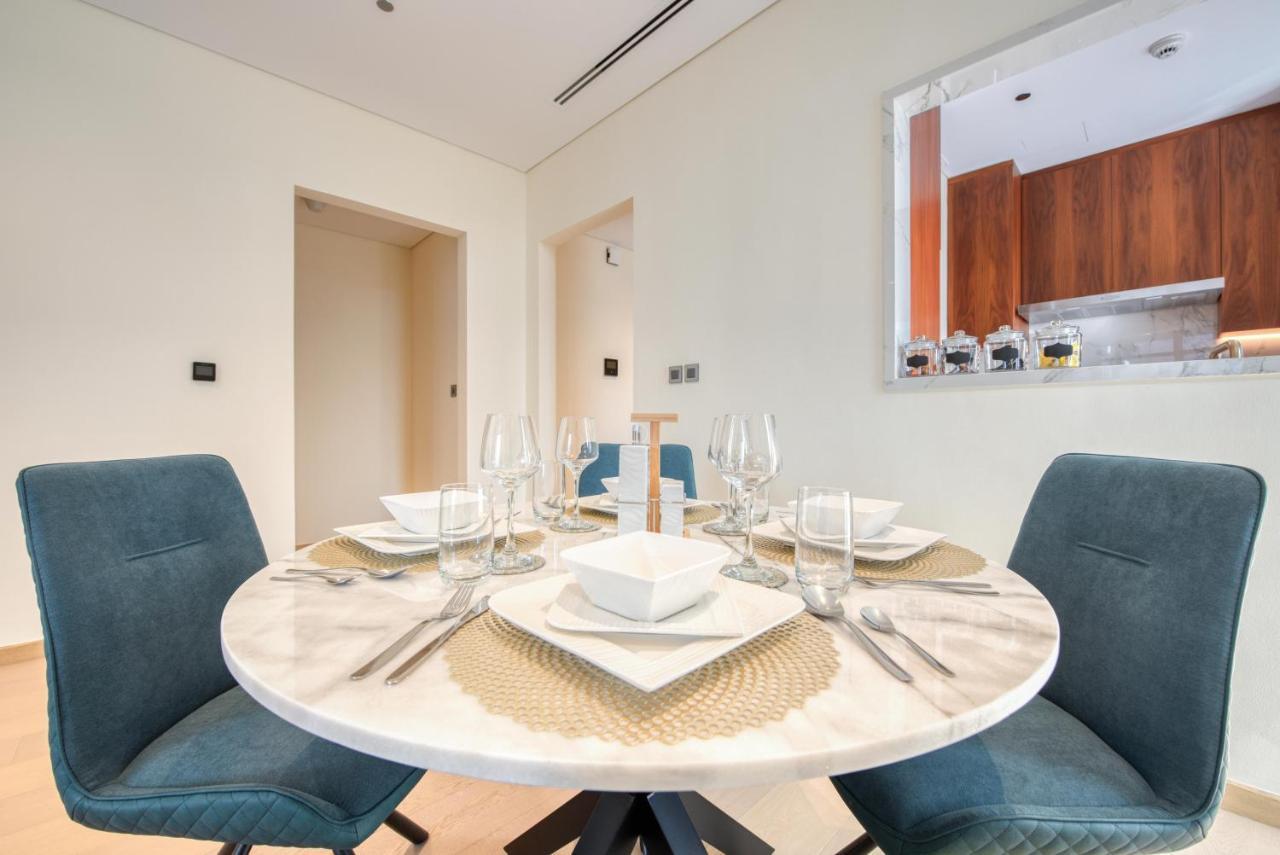 Rh- Downtown Oasis, Spacious 01 Bedroom In Downtown Near Mall *