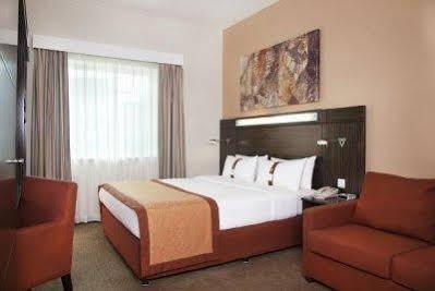 Holiday Express Dubai, Jumeirah By Ihg 3* Dubai