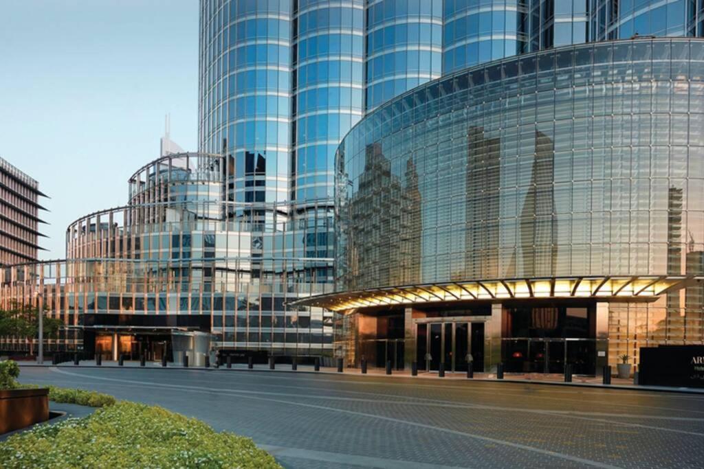 Luxury 1 Bed I Armani Residence I Burj Khalifa Apartment