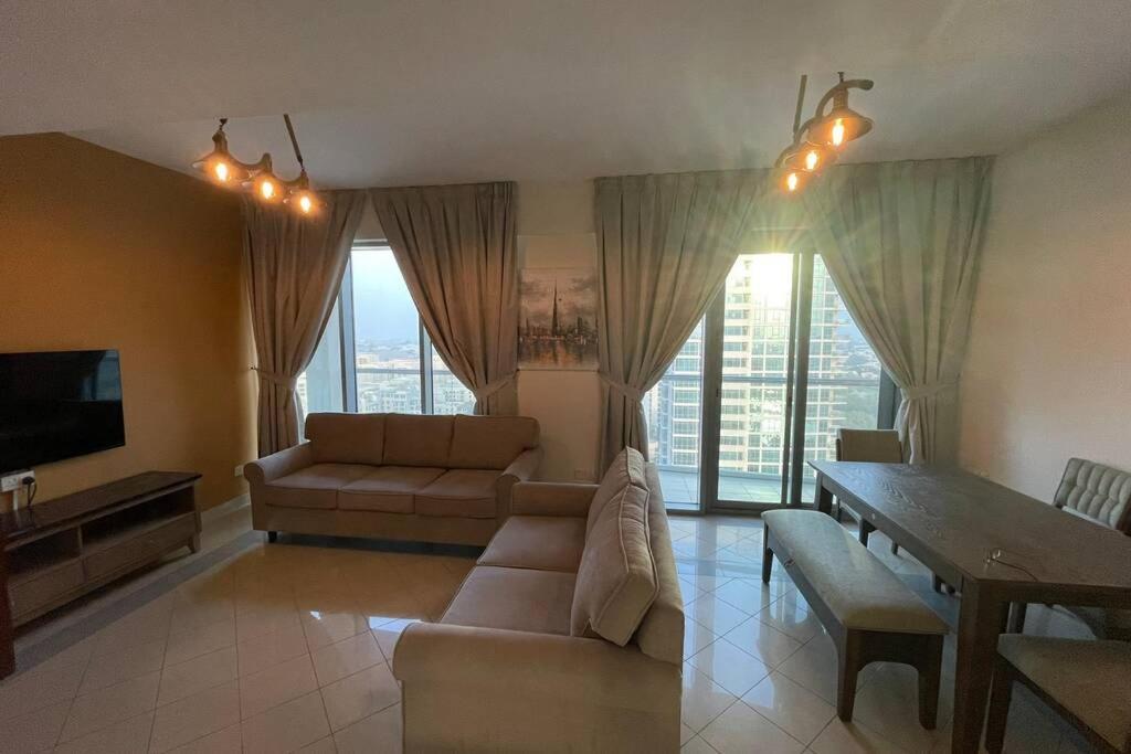 Cozy 2 Bedroom Apt Golf Tower Greens, Stunning Golf Views