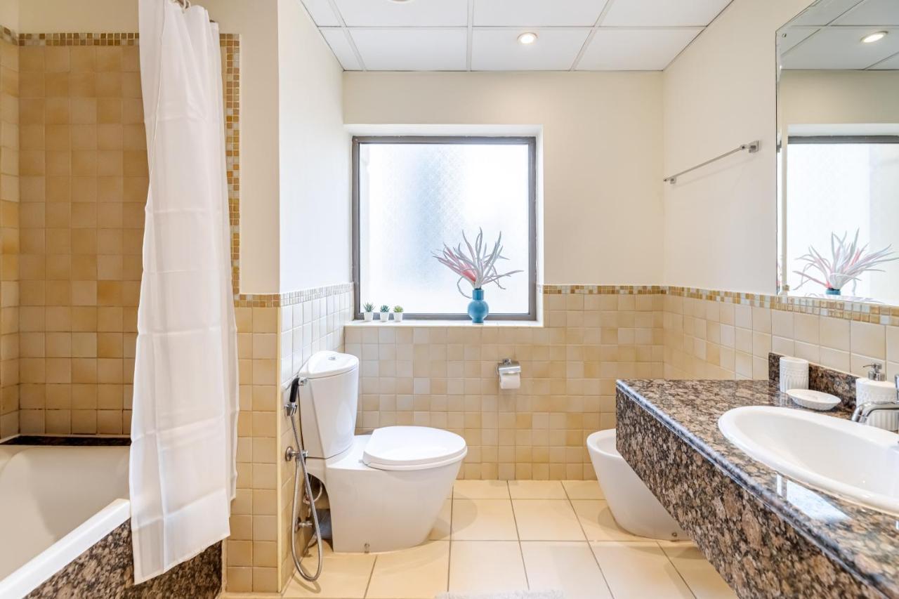 Spacious 1br Next To Jbr Cinema Rimal B3 - Nox Homes Apartment