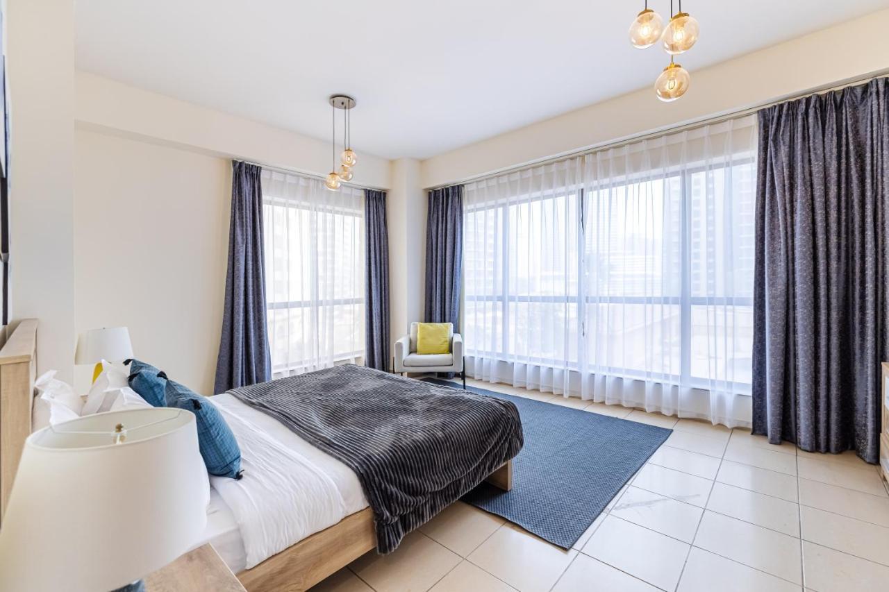 Spacious 1br Next To Jbr Cinema Rimal B3 - Nox Homes Dubai