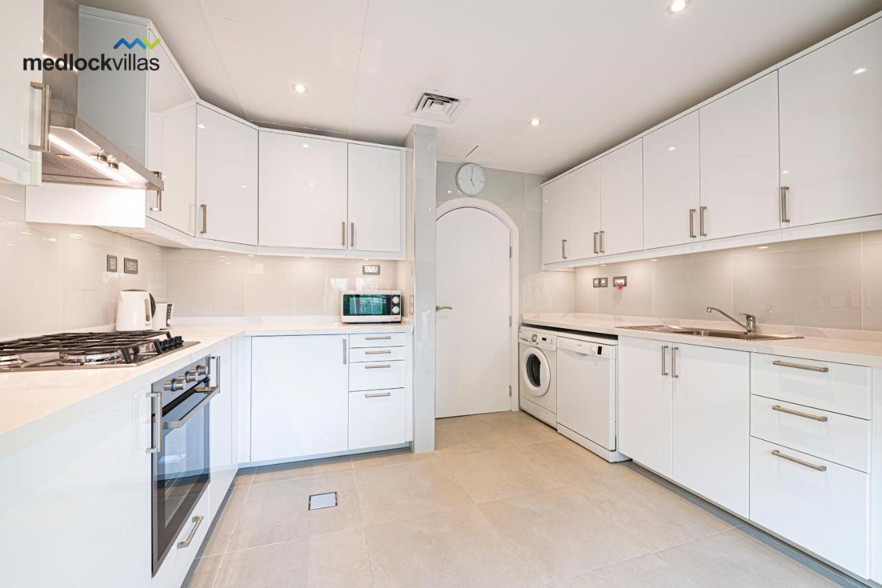 Villa Private Pool Villas By Medlock Holiday Homes Dubai