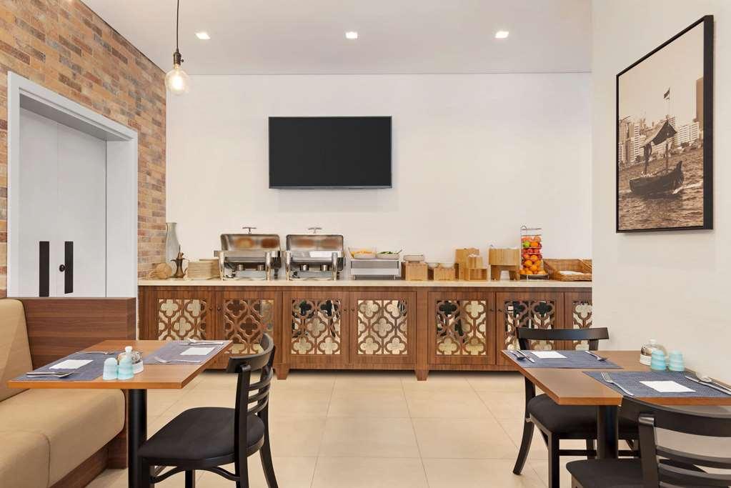 Super 8 Deira Hotel Dubai