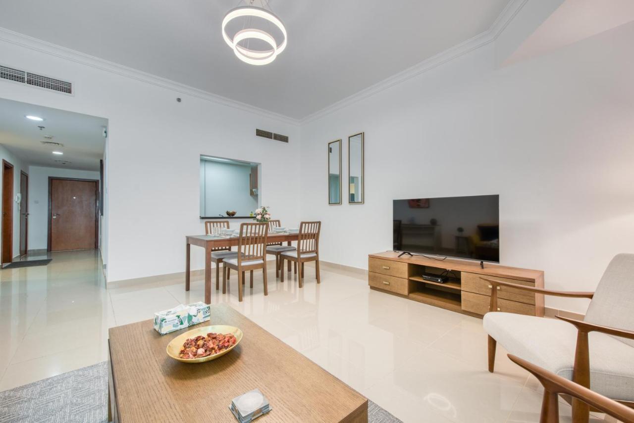 Pool View 2 Bedrooms At Plaza Residences *