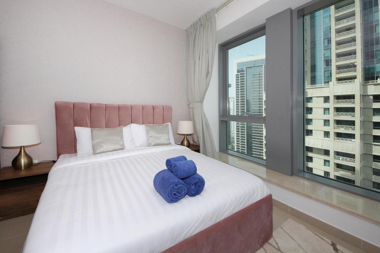 New Arabian 29 Boulevard Downtown Apartment