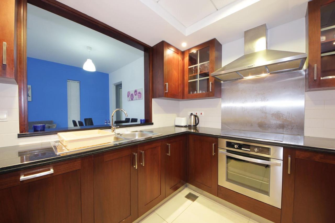 New Arabian 29 Boulevard Downtown Apartment