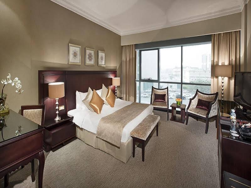 Hotel Seasons Dubai