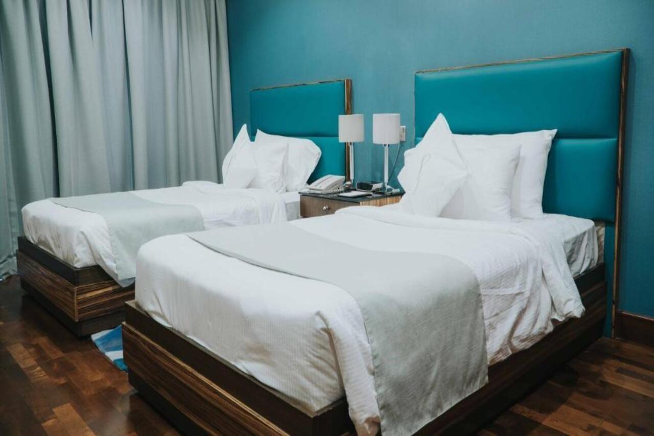 Aparthotel Premiere -