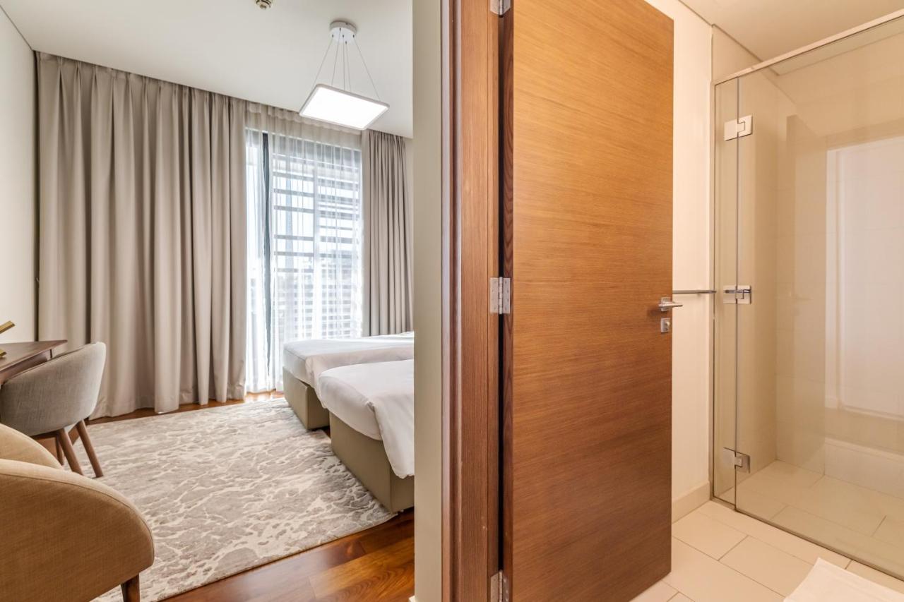 Huge 3 Beds Perfect For Families Walk B9 Apartment *