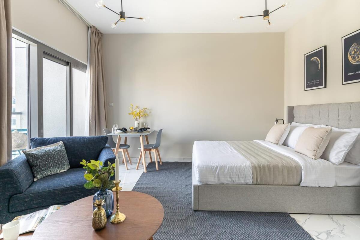 Frank Porter - Mag 5 Boulevard Apartment