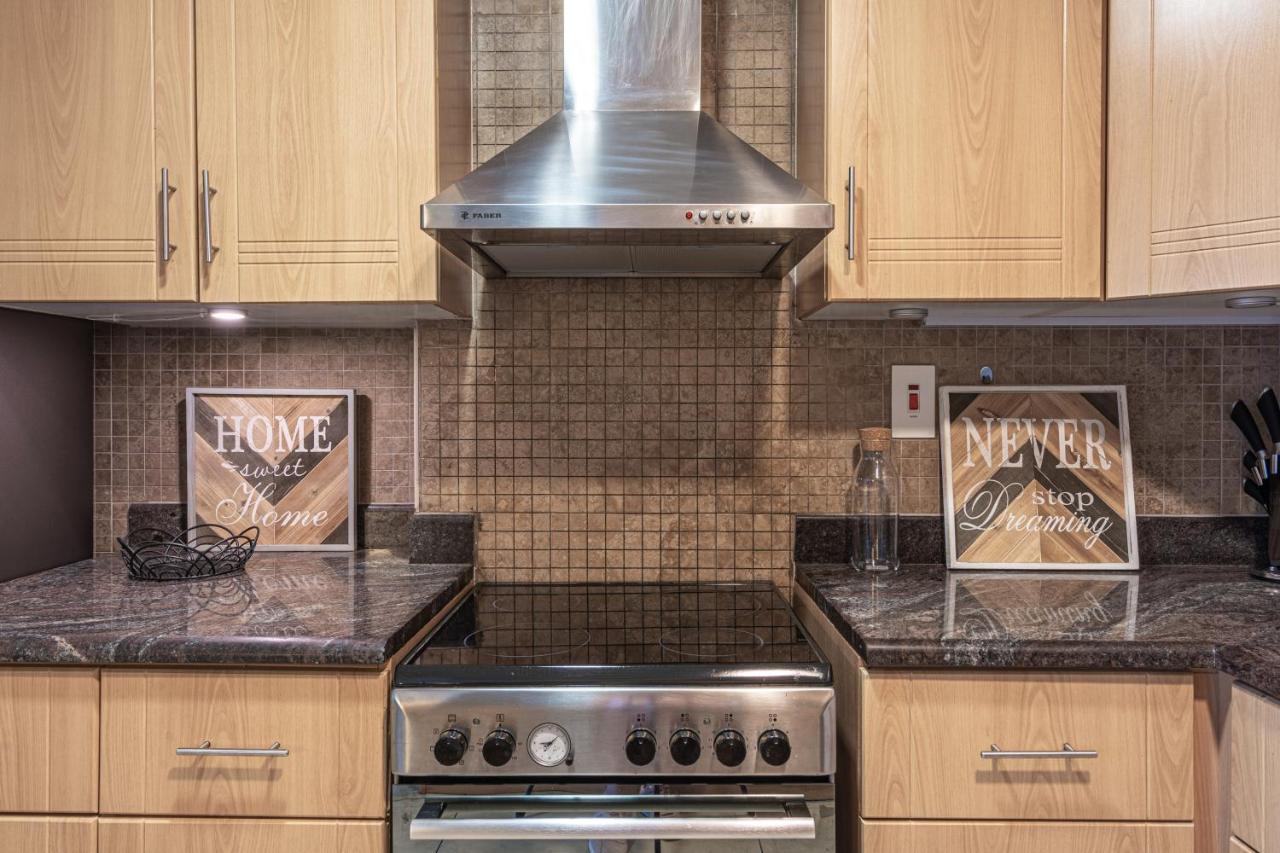 Apartment Higuests - Spacious Close To Marina Walk *