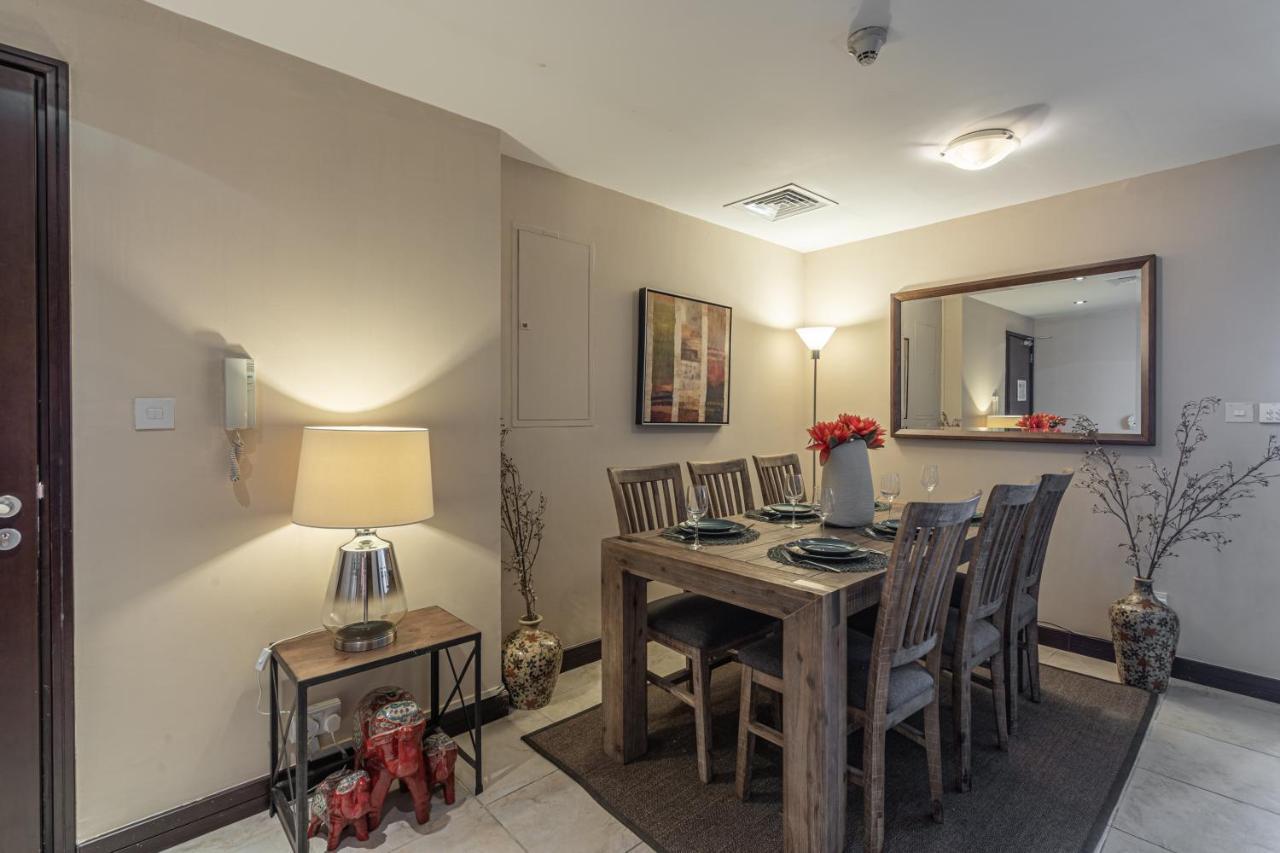 Higuests - Spacious Close To Marina Walk Apartment Dubai