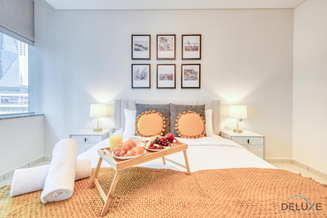 Escape Luxe 1br Near Metro In Difc By Deluxe Homes