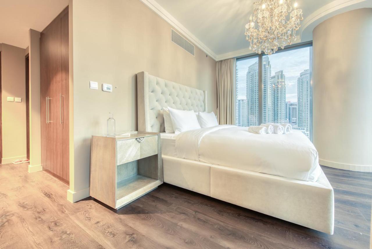 Apartment Luxurious 3 Bedroom In Boulevard Point, Connected To Mall *
