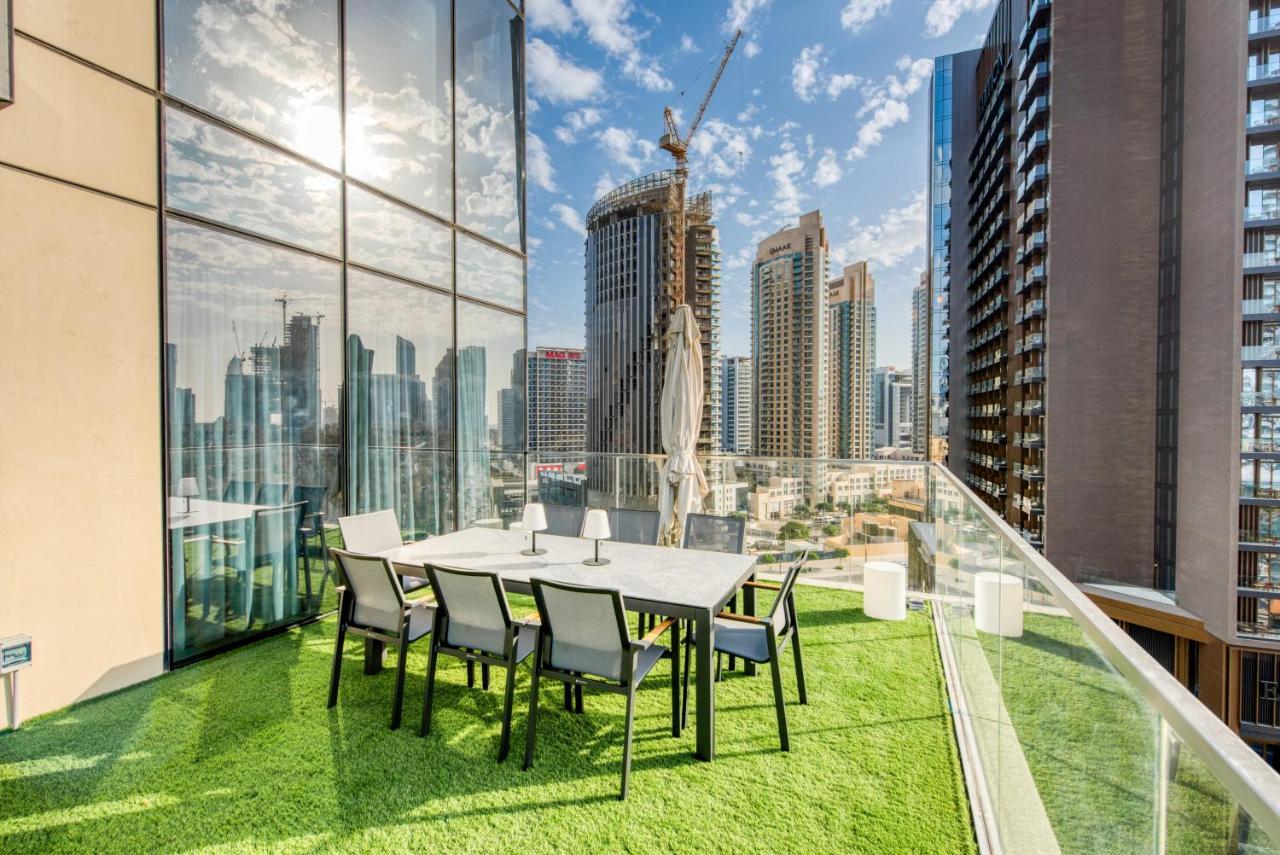 Luxurious 3 Bedroom In Boulevard Point, Connected To Mall Apartment Dubai