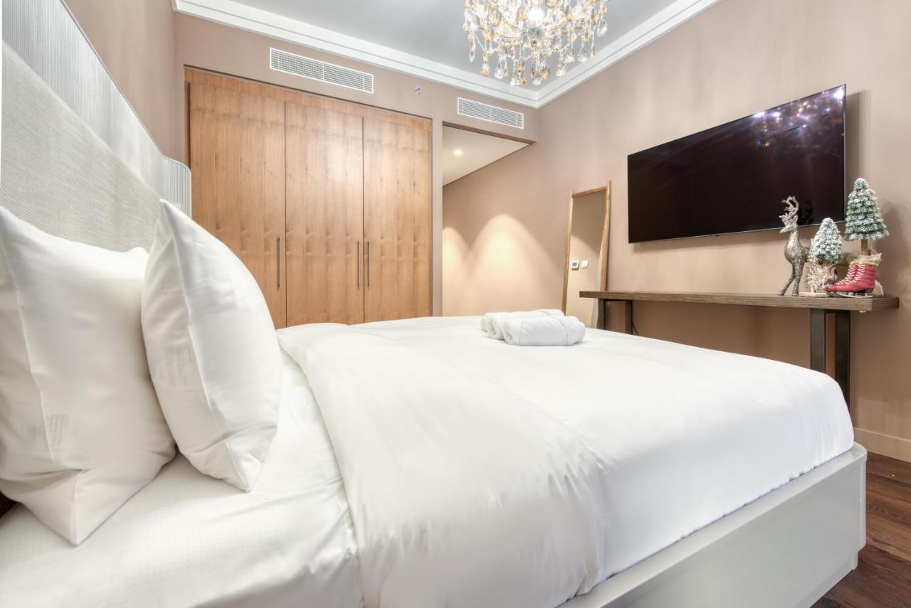 Apartment Luxurious 3 Bedroom In Boulevard Point, Connected To Mall